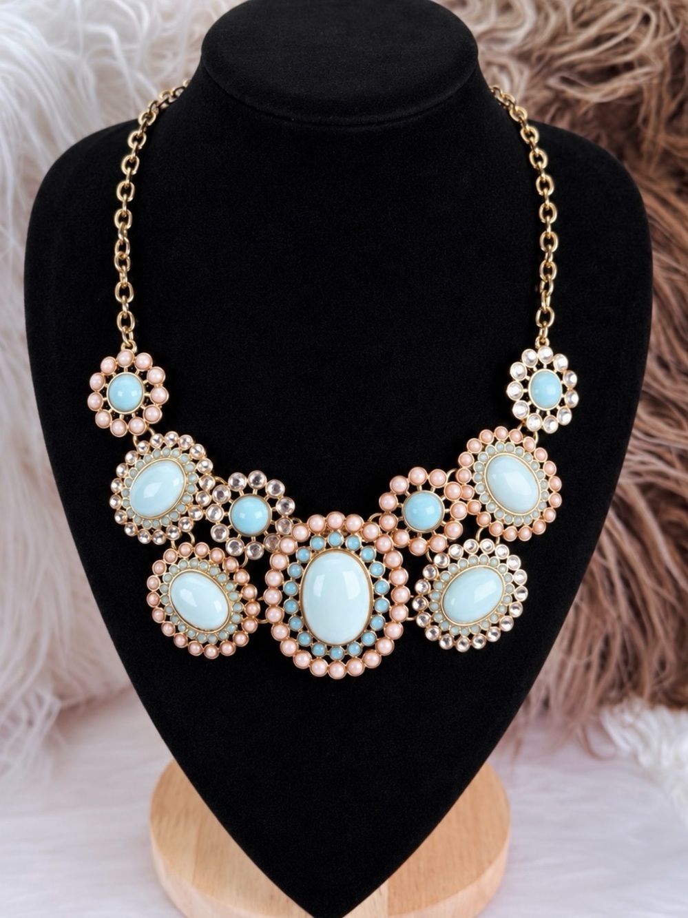 Beautiful vintage goldtone light blue bling costume statement necklace